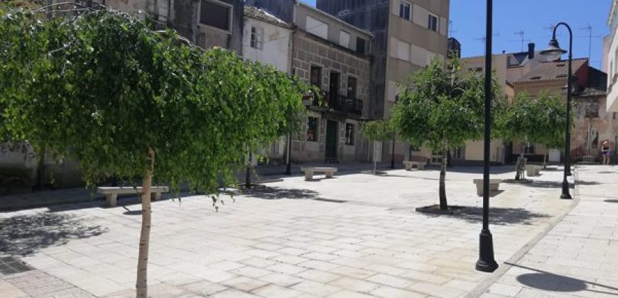 CASA A RESTAURAR EN RIBEIRA