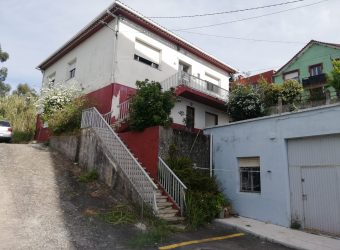 CASA EN EL CASCO URBANO DE POBRA DO CARAMIÑAL