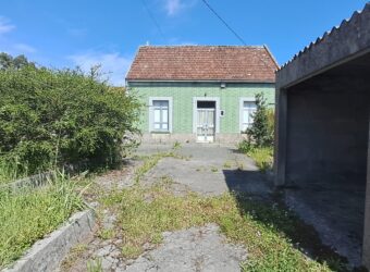 CASA CON 1.500 METROS DE TERRENO EN POBRA DO CARAMIÑAL
