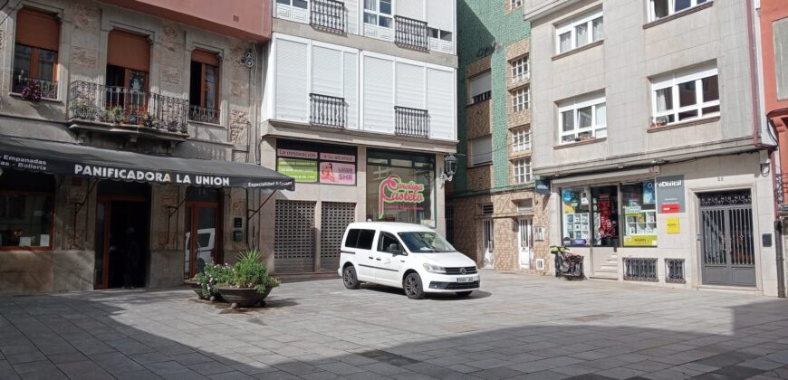 EDIFICIO CENTRICO EN POBRA DO CARAMIÑAL