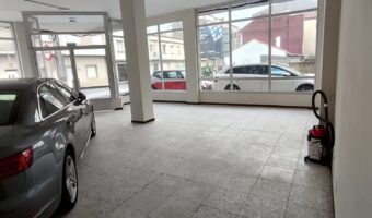 LOCAL COMERCIAL ACONDICIONADO EN POBRA DO CARAMIÑAL