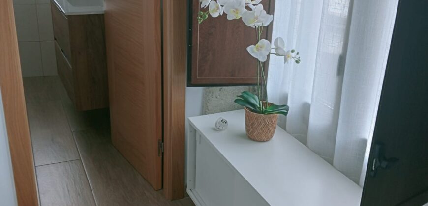 CASA DE PIEDRA RECIEN RESTAURADA EN POBRA DO CARAMIÑAL