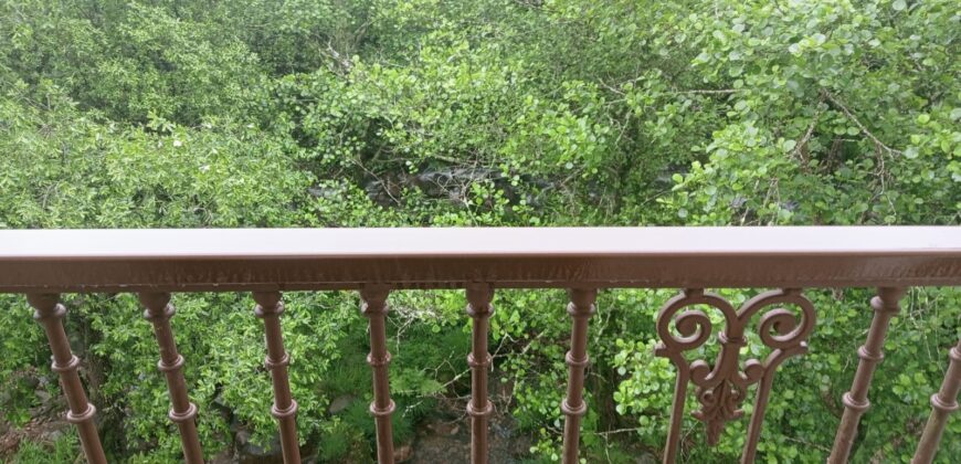 CASA DE PIEDRA RECIEN RESTAURADA EN POBRA DO CARAMIÑAL