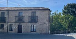 CASA DE PIEDRA RECIEN RESTAURADA EN POBRA DO CARAMIÑAL