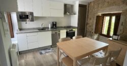 CASA DE PIEDRA RECIEN RESTAURADA EN POBRA DO CARAMIÑAL