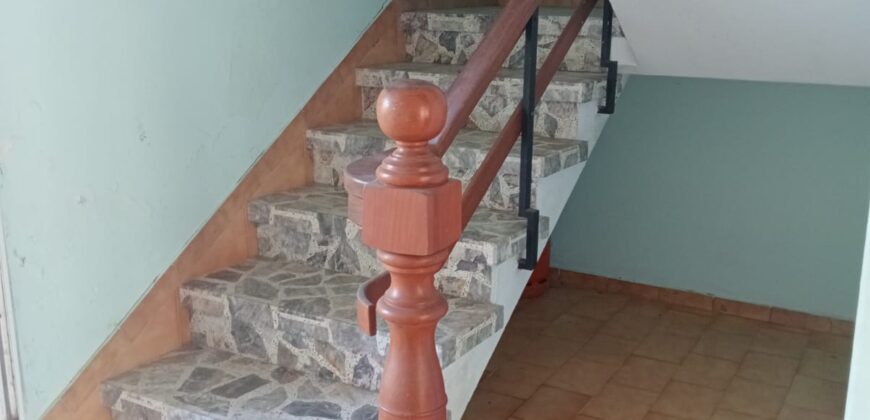 CASA CON FINCA EN POBRA DO CARAMIÑAL