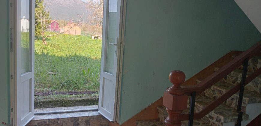 CASA CON FINCA EN POBRA DO CARAMIÑAL