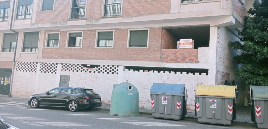LOCAL COMERCIAL SIN ACONDICIONAR EN RIBEIRA
