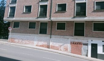 LOCAL COMERCIAL SIN ACONDICIONAR EN RIBEIRA