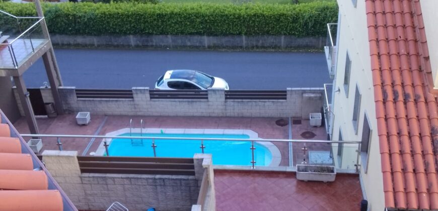 APARTAMENTO CON PISCINA COMUNITARIA EN PALMEIRA