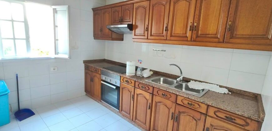CHALET ADOSADO EN RIBEIRA